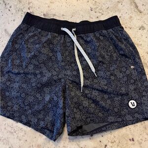 Vuori Kore Short Size Small